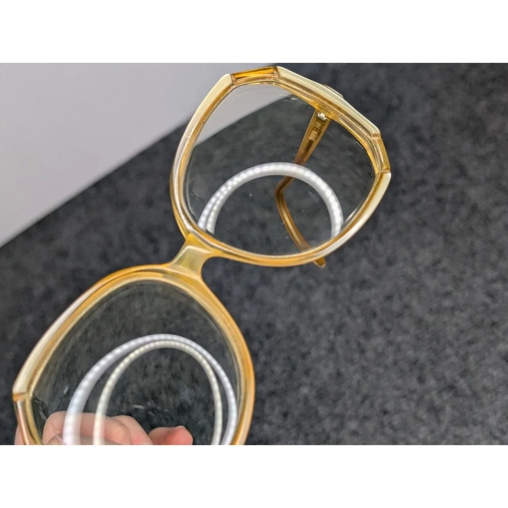 Vintage Tura Eyeglass Frames Canada 140‎ Geometric Pearl White Accent